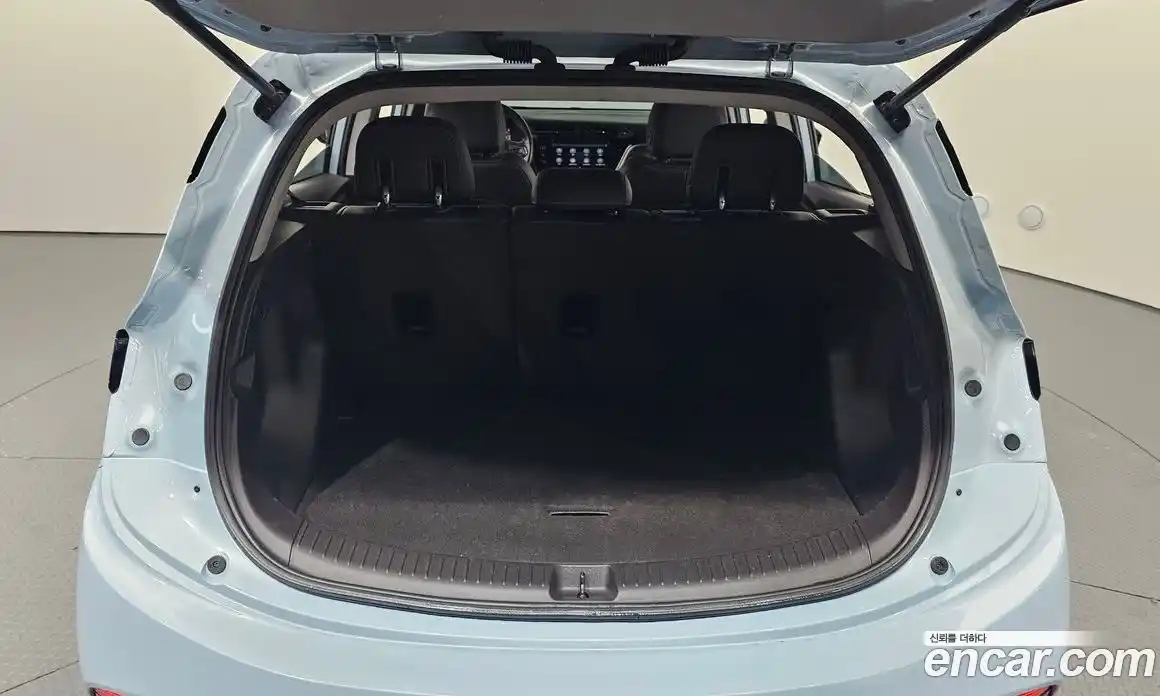 Chevrolet Bolt EV 2022 0.2 Автомат в Москве № 370677, фото 20