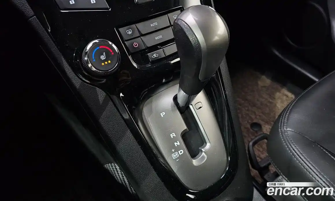 Chevrolet Orlando 2015 2.0 Автомат в Москве № 38064, фото 4