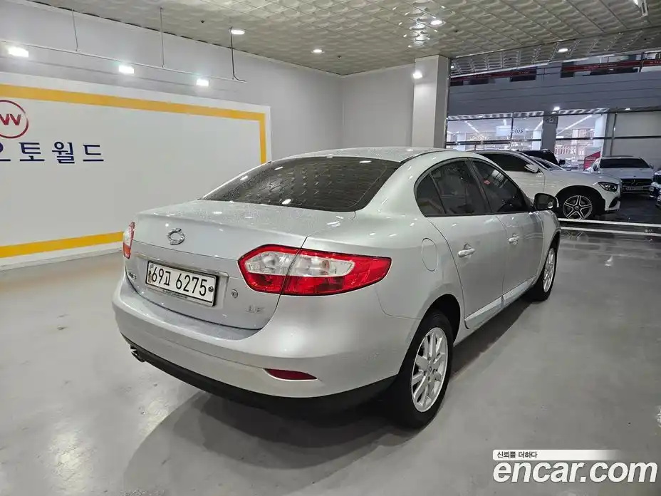 Renault SM3 2010 1.6 Автомат в Москве № 383780, фото 5