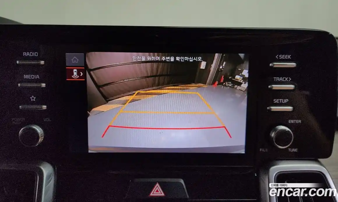 Kia Sorento 2022 1.6 Автомат в Москве № 385085, фото 17