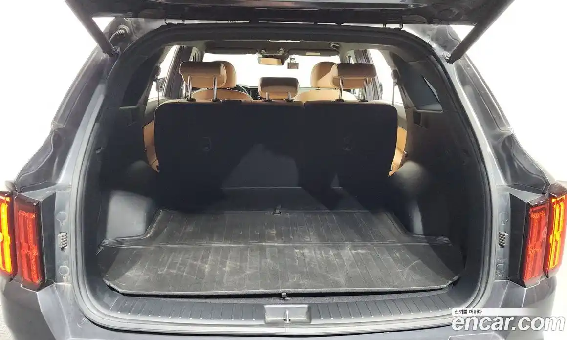 Kia Sorento 2022 1.6 Автомат в Москве № 385085, фото 20