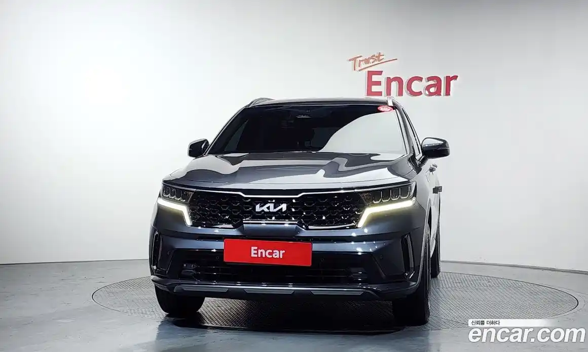 Kia Sorento 2022 1.6 Автомат в Москве № 385085, фото 3