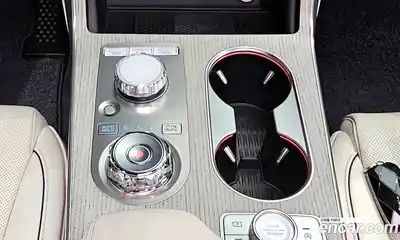 Genesis GV80 2024 2.5 Автомат в Москве № 386181, миниатюра 9