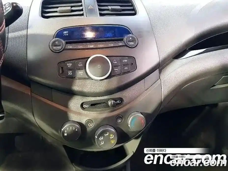 Chevrolet Spark 2012 1.0 Автомат в Москве № 38670, фото 15