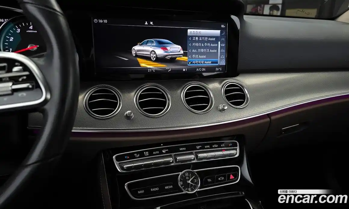 Mercedes-Benz E-Class 2019 2.0 Автомат в Москве № 390642, фото 14