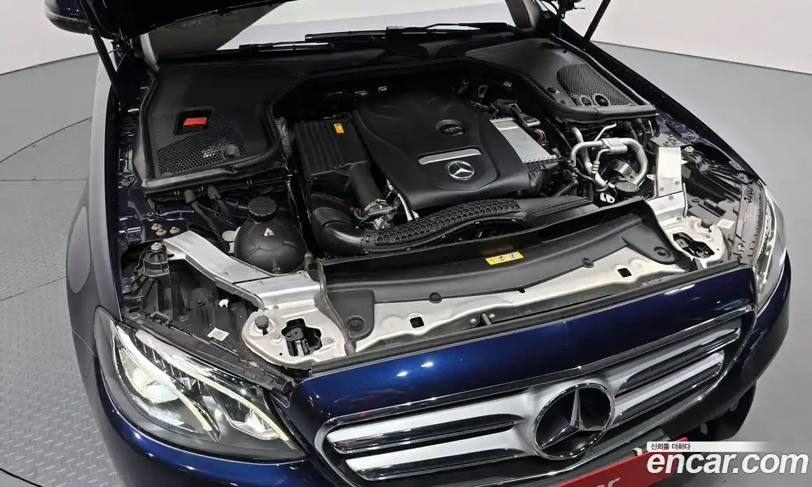 Mercedes-Benz E-Class 2019 2.0 Автомат в Москве № 390642, фото 5