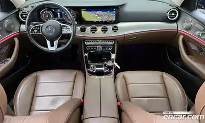 Mercedes-Benz E-Class 2019 2.0 Автомат в Москве № 390642, миниатюра 6
