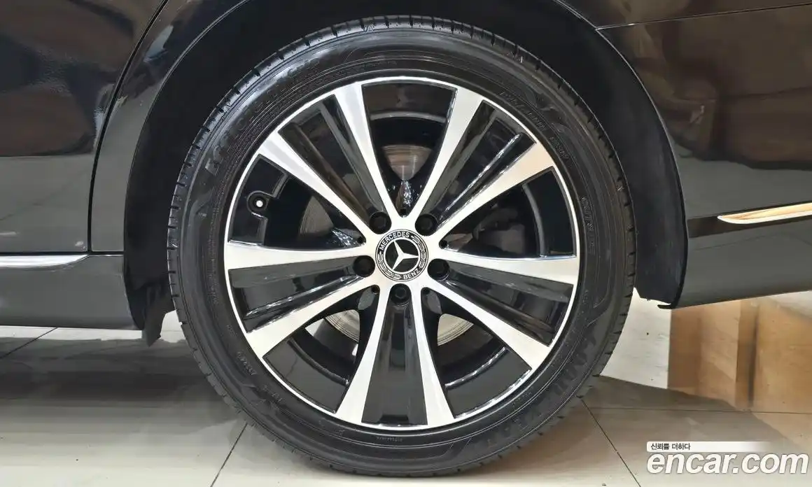 Mercedes-Benz E-Class 2019 2.0 Автомат в Москве № 390699, фото 6