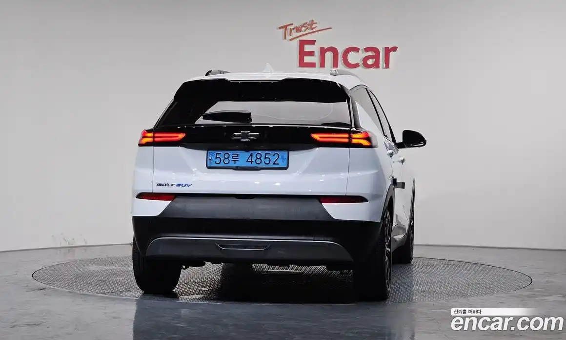 Chevrolet 볼트 EUV 2023 0.2 Автомат в Москве № 39320, фото 3