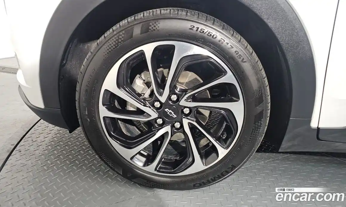 Chevrolet 볼트 EUV 2023 0.2 Автомат в Москве № 39320, фото 4