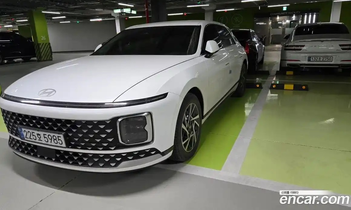 Hyundai Grandeur 2026 2.5 Автомат в Москве № 396366, фото 3