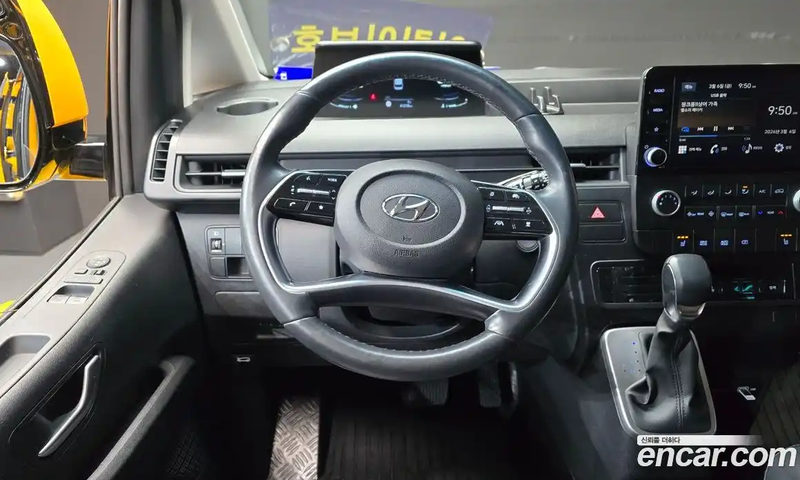 Hyundai Staria 2022 3.5 Автомат в Москве № 399809, фото 14