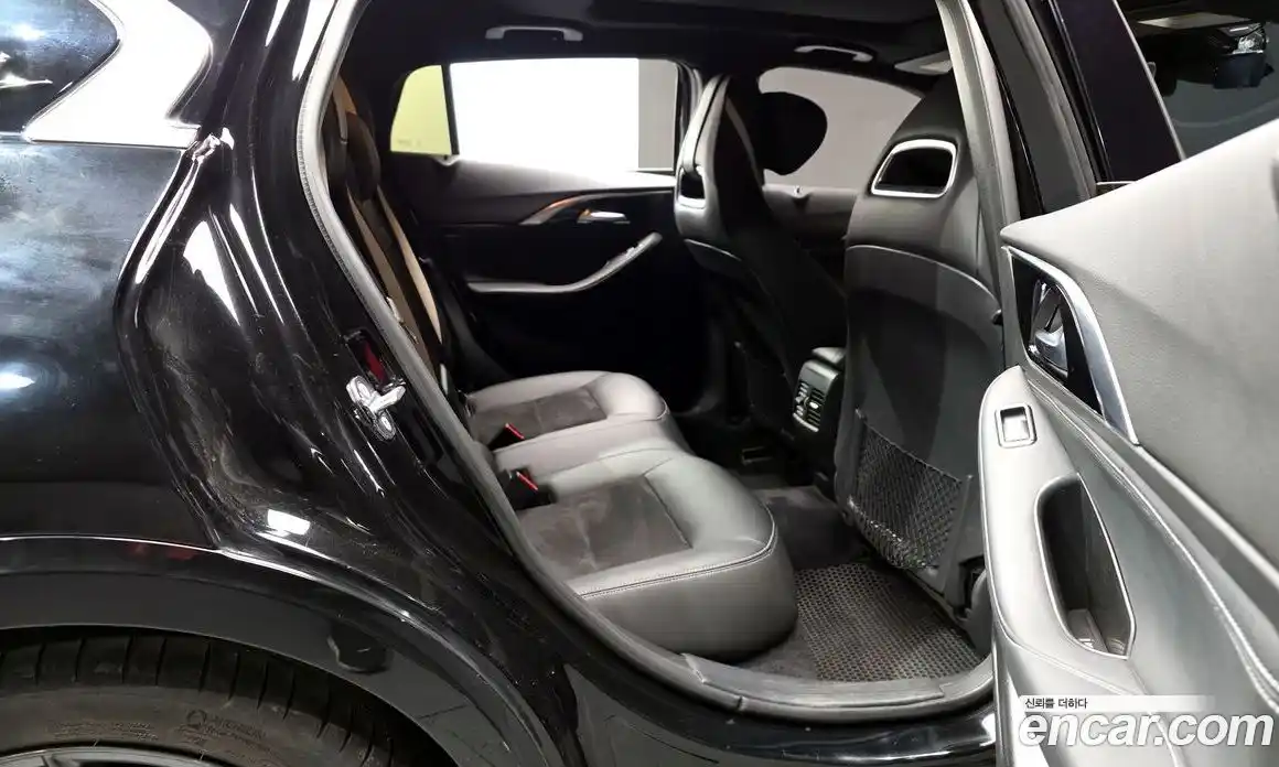 Infiniti Q30 2018 2.0 Автомат в Москве № 405327, фото 12