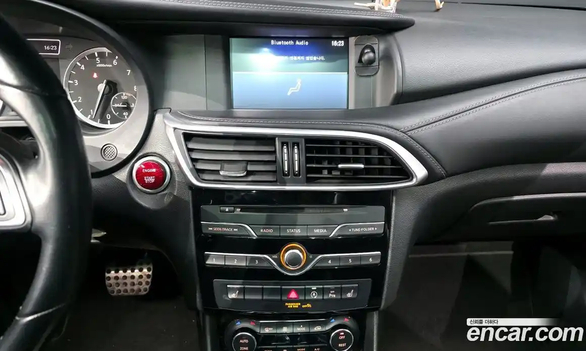 Infiniti Q30 2018 2.0 Автомат в Москве № 405327, фото 14