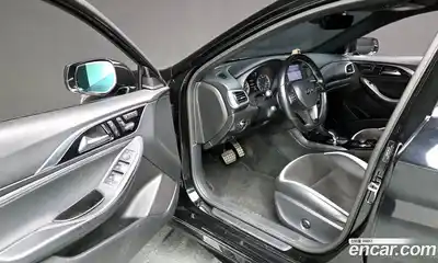 Infiniti Q30 2018 2.0 Автомат в Москве № 405327, миниатюра 10