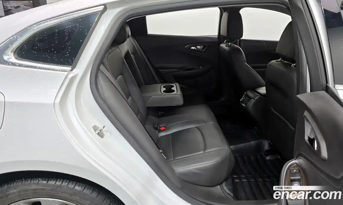 Chevrolet Malibu 2017 2.0 Автомат в Москве № 411406, фото 12