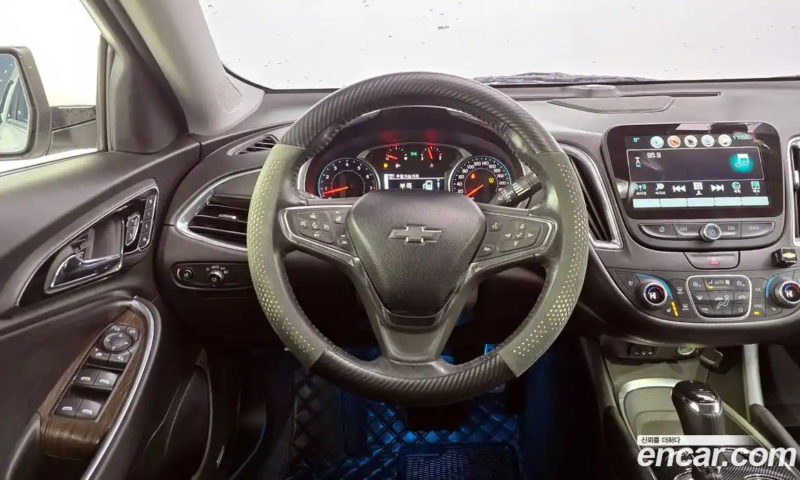 Chevrolet Malibu 2017 2.0 Автомат в Москве № 411406, фото 13