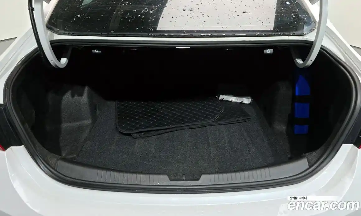 Chevrolet Malibu 2017 2.0 Автомат в Москве № 411406, фото 20