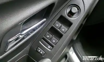 Chevrolet Trax 2018 1.4 Автомат в Москве № 41191, миниатюра 11