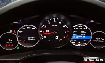 Porsche Cayenne 2022 3.0 Автомат в Москве № 415918, миниатюра 8