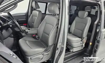 Hyundai Starex 2021 2.5 Автомат в Москве № 43936, миниатюра 8