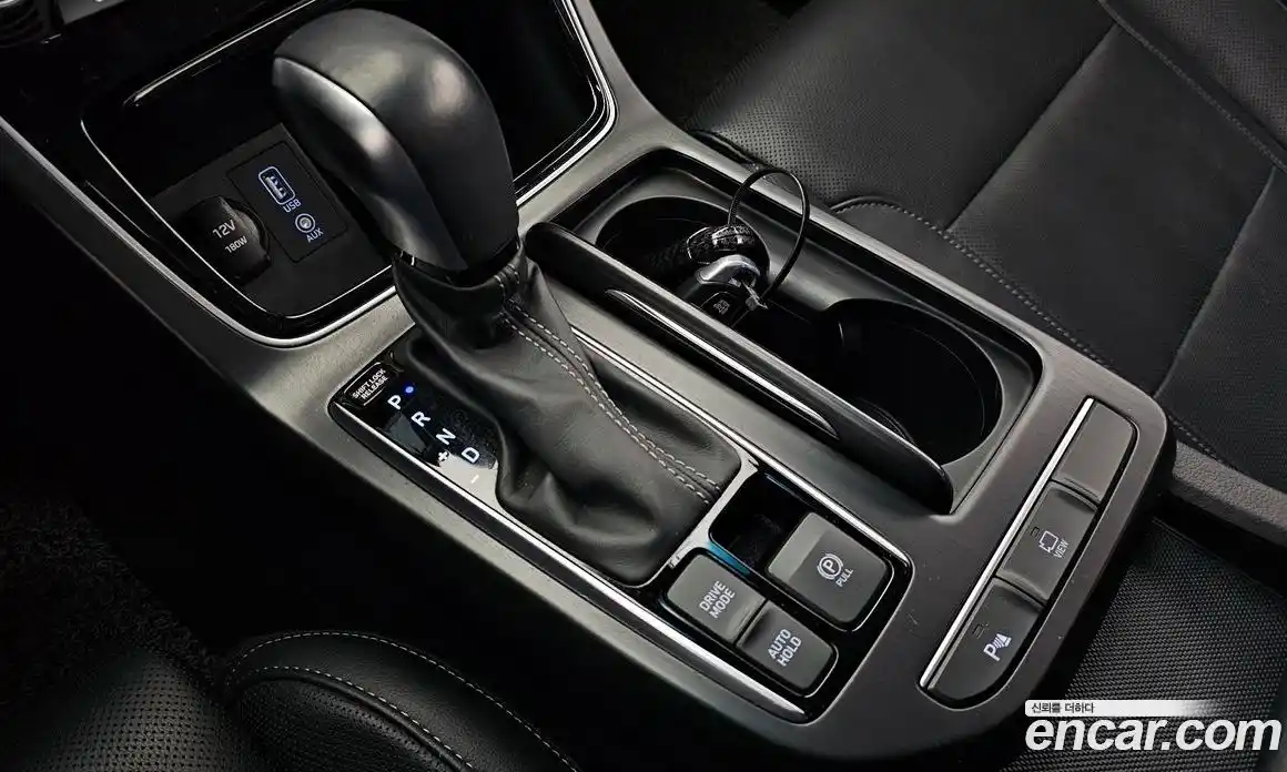 Hyundai Grandeur 2018 2.4 Автомат в Москве № 47979, фото 12