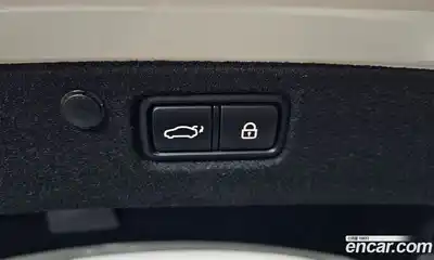 Hyundai Grandeur 2018 2.4 Автомат в Москве № 47979, миниатюра 9