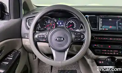 Kia Canival 2016 2.2 Автомат в Москве № 54208, миниатюра 10
