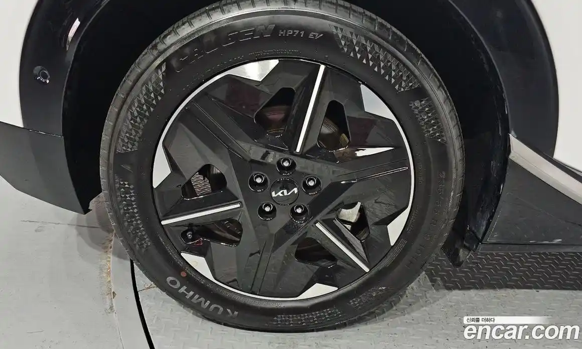 Kia EV6 2025 0.1 Автомат в Москве № 55560, фото 8