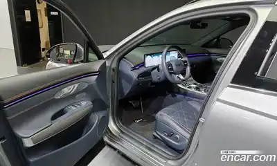 Genesis GV70 2025 2.5 Автомат в Москве № 56385, миниатюра 2