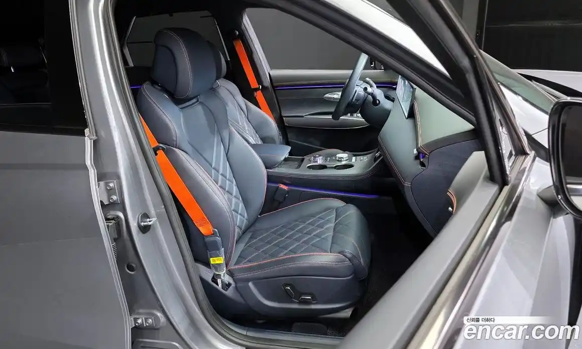 Genesis GV70 2025 2.5 Автомат в Москве № 56385, фото 10