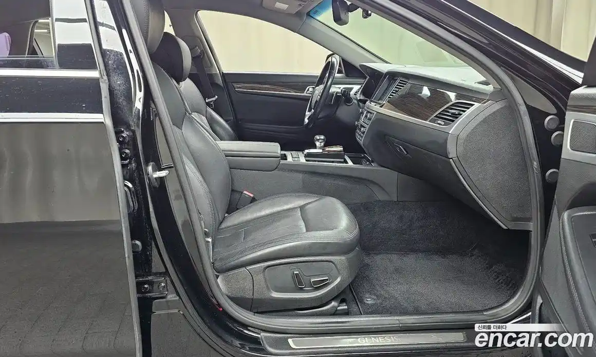 Genesis G80 2017 3.3 Автомат в Москве № 57302, фото 18