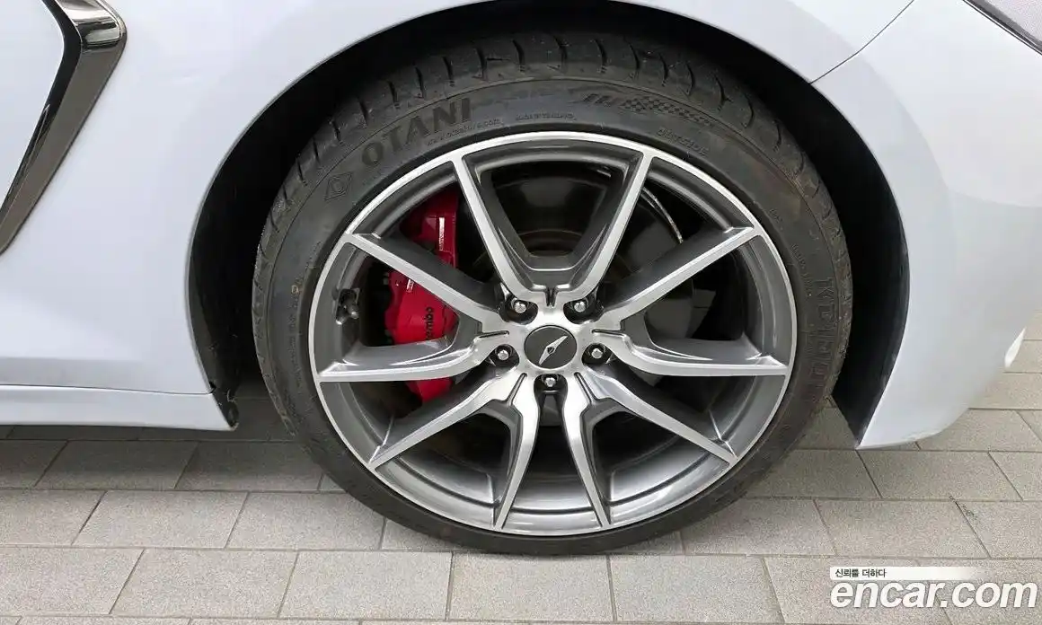 Genesis G70 2018 2.0 Автомат в Москве № 57535, фото 19