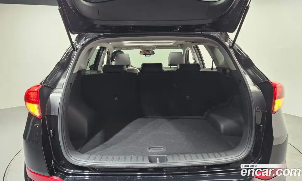 Hyundai Tucson 2016 2.0 Автомат в Москве № 6403, фото 20