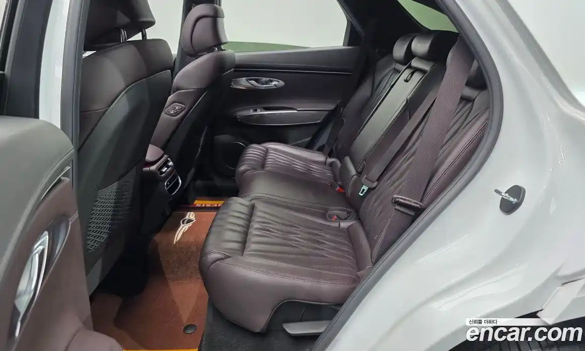 Genesis GV70 2021 2.5 Автомат в Москве № 81444, фото 12