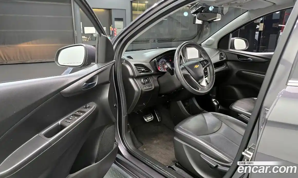 Chevrolet Spark 2016 1.0 Автомат в Москве № 82636, фото 12