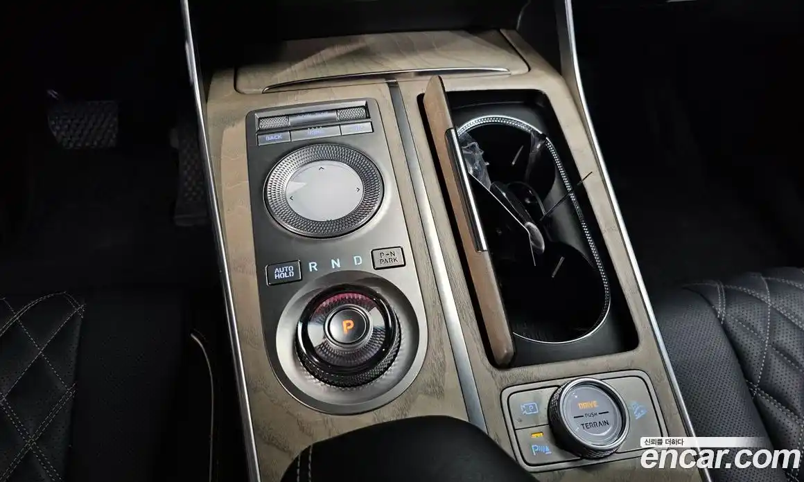 Genesis GV80 2022 2.5 Автомат в Москве № 85521, фото 15