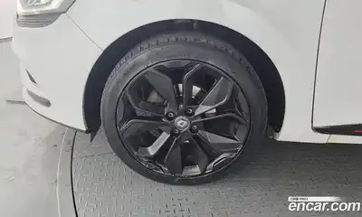 Renault Cilo 2019 1.5 Автомат в Москве № 107347, миниатюра 2