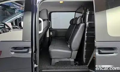 Hyundai Staria 2024 3.5 Автомат в Москве № 107951, миниатюра 12