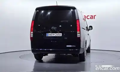 Hyundai Staria 2024 3.5 Автомат в Москве № 107951, миниатюра 4