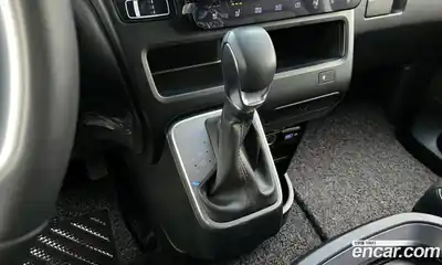 Hyundai Staria 2024 3.5 Автомат в Москве № 107951, миниатюра 9