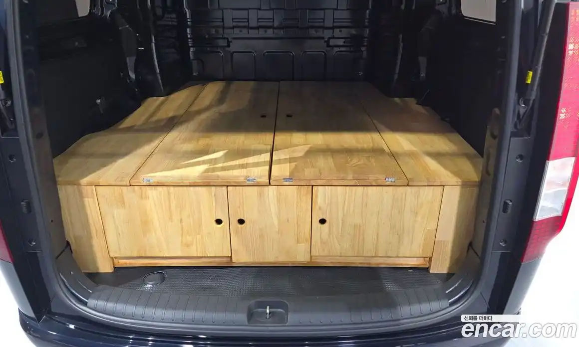 Hyundai Staria 2024 3.5 Автомат в Москве № 108387, фото 19