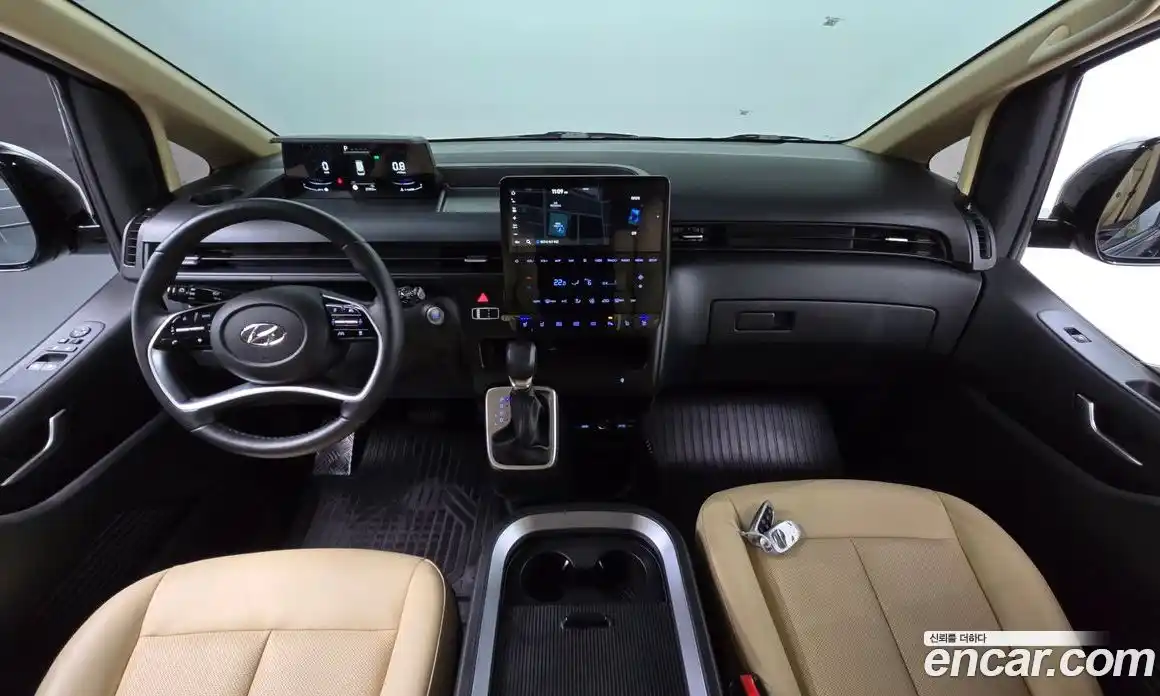 Hyundai Staria 2024 3.5 Автомат в Москве № 108387, фото 7