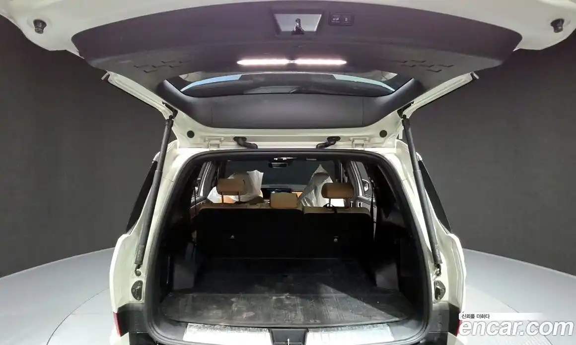 Hyundai Santa Fe 2024 1.6 Автомат в Москве № 108476, фото 17