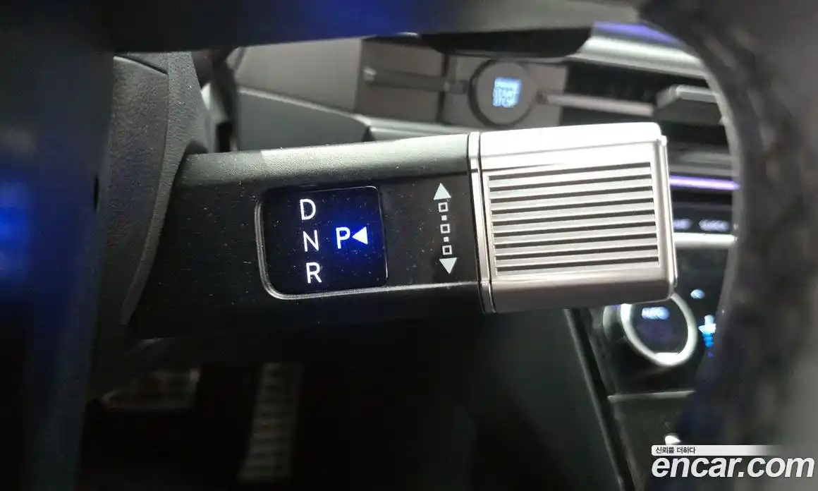 Hyundai Santa Fe 2024 1.6 Автомат в Москве № 108907, фото 16