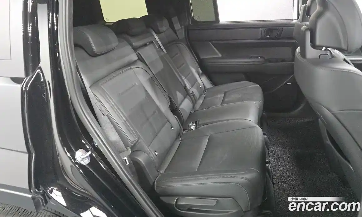 Hyundai Santa Fe 2024 1.6 Автомат в Москве № 108907, фото 18