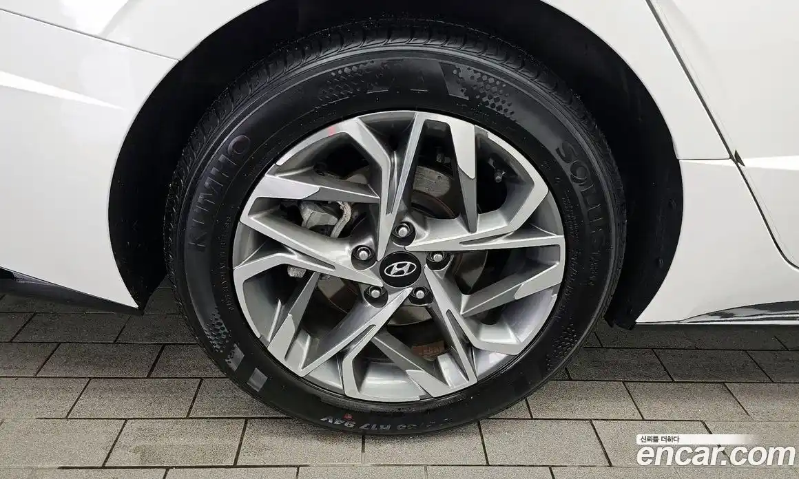 Hyundai Sonata 2022 1.6 Автомат в Москве № 110432, фото 19