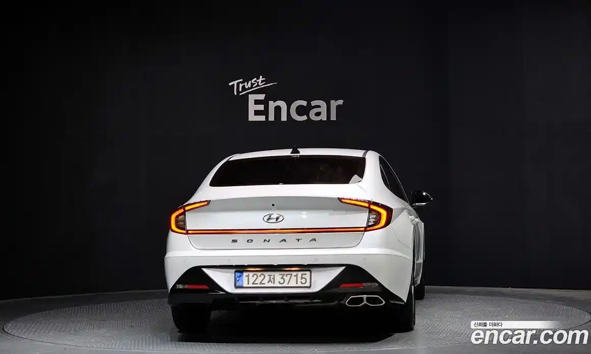 Hyundai Sonata 2022 1.6 Автомат в Москве № 110432, фото 20