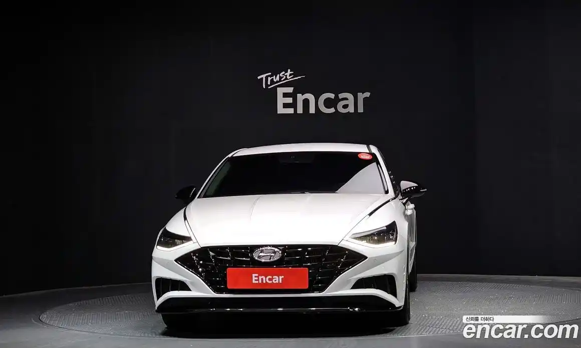 Hyundai Sonata 2022 1.6 Автомат в Москве № 110432, фото 4