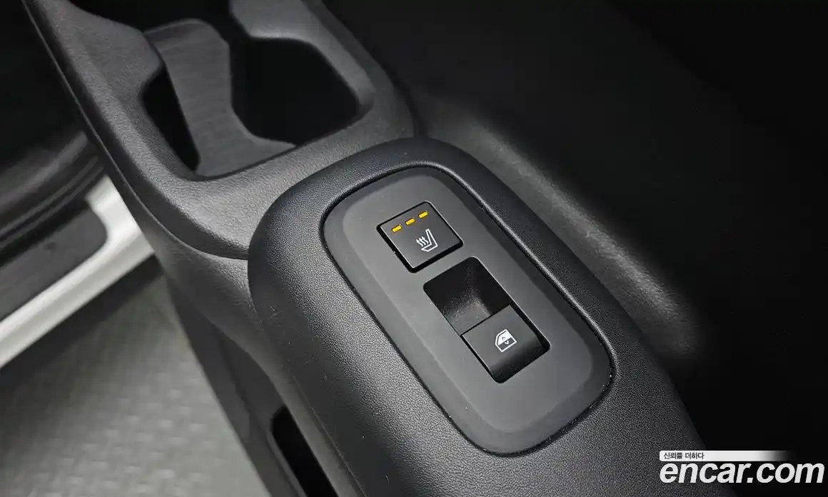 Hyundai Santa Fe 2024 1.6 Автомат в Москве № 111263, фото 17